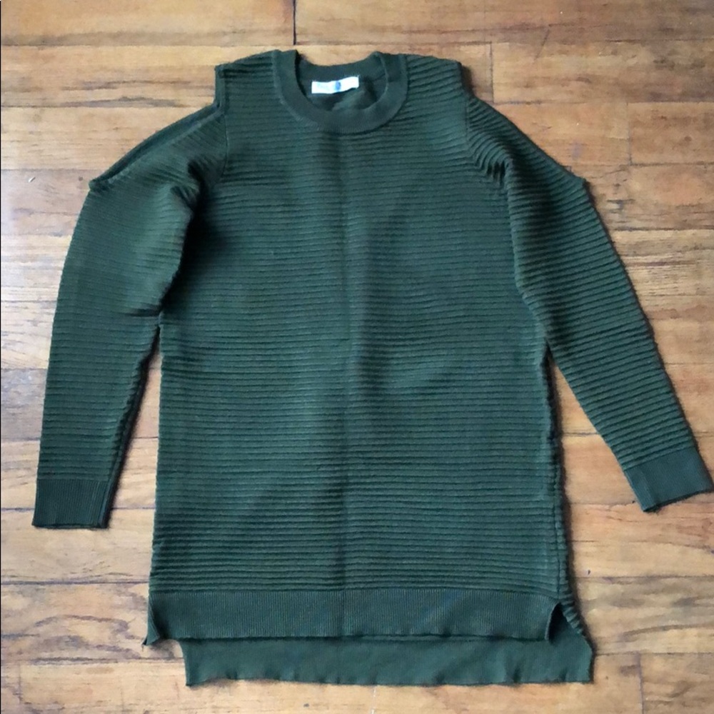 Open shoulder tunic